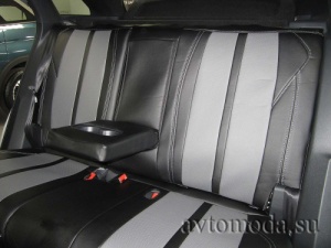 Автомобильные чехлы на Peugeot 3008